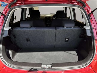 2010 Suzuki SWIFT - Thumbnail