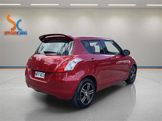 2010 Suzuki SWIFT - Thumbnail