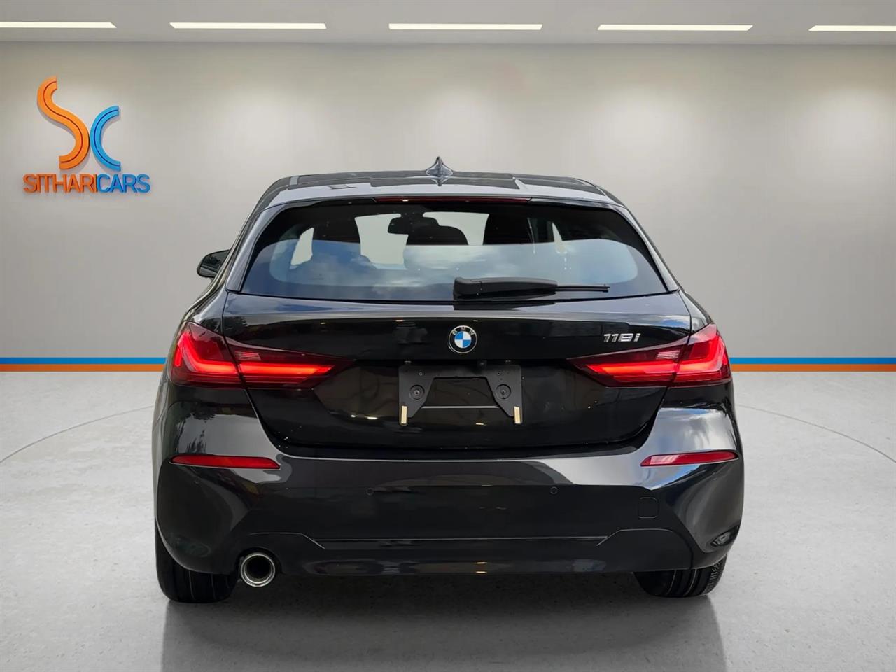2020 BMW 118i