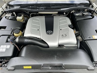 2001 Toyota Celsior - Thumbnail