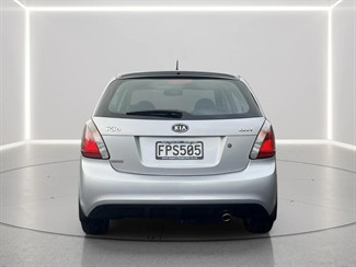2010 Kia Rio - Thumbnail