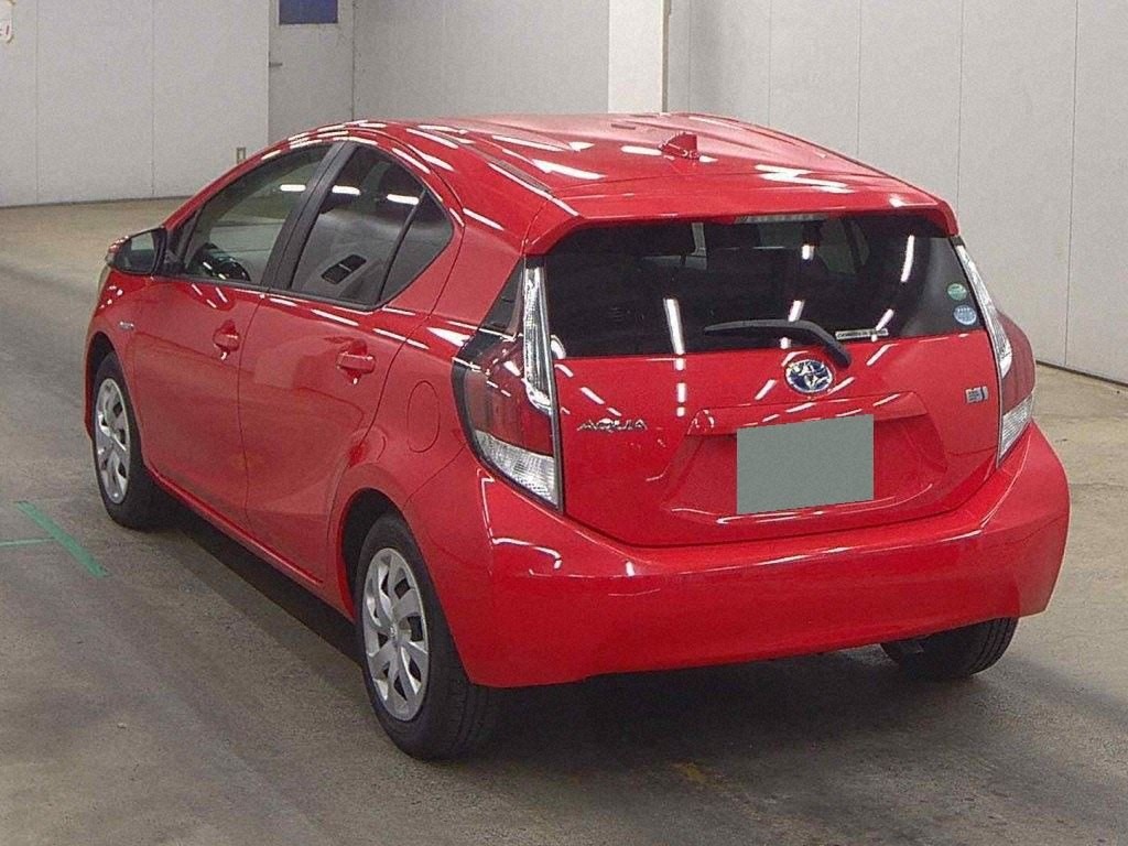 2016 Toyota AQUA