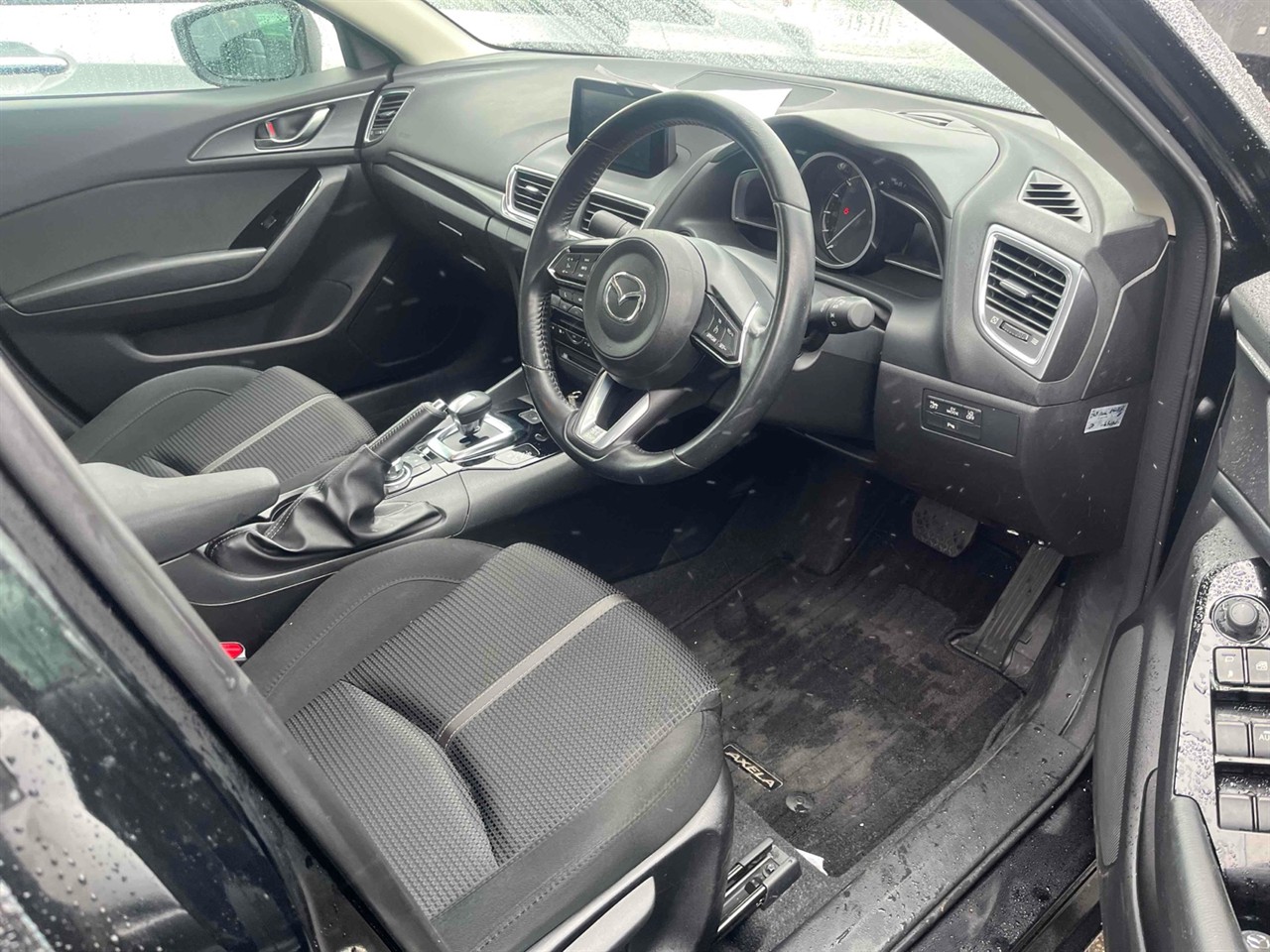2018 Mazda Axela