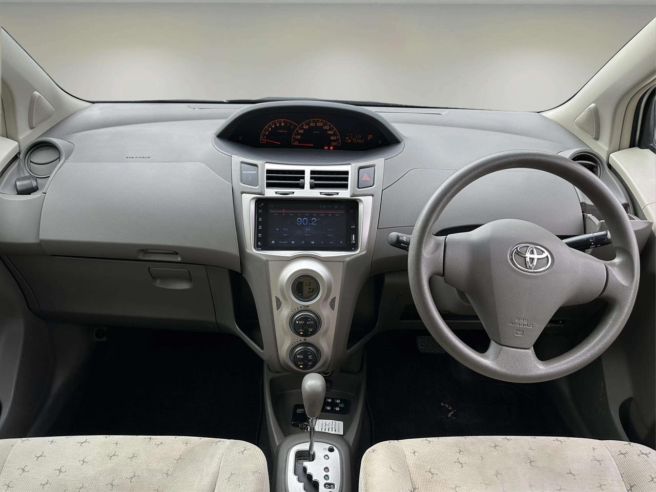 2010 Toyota Vitz