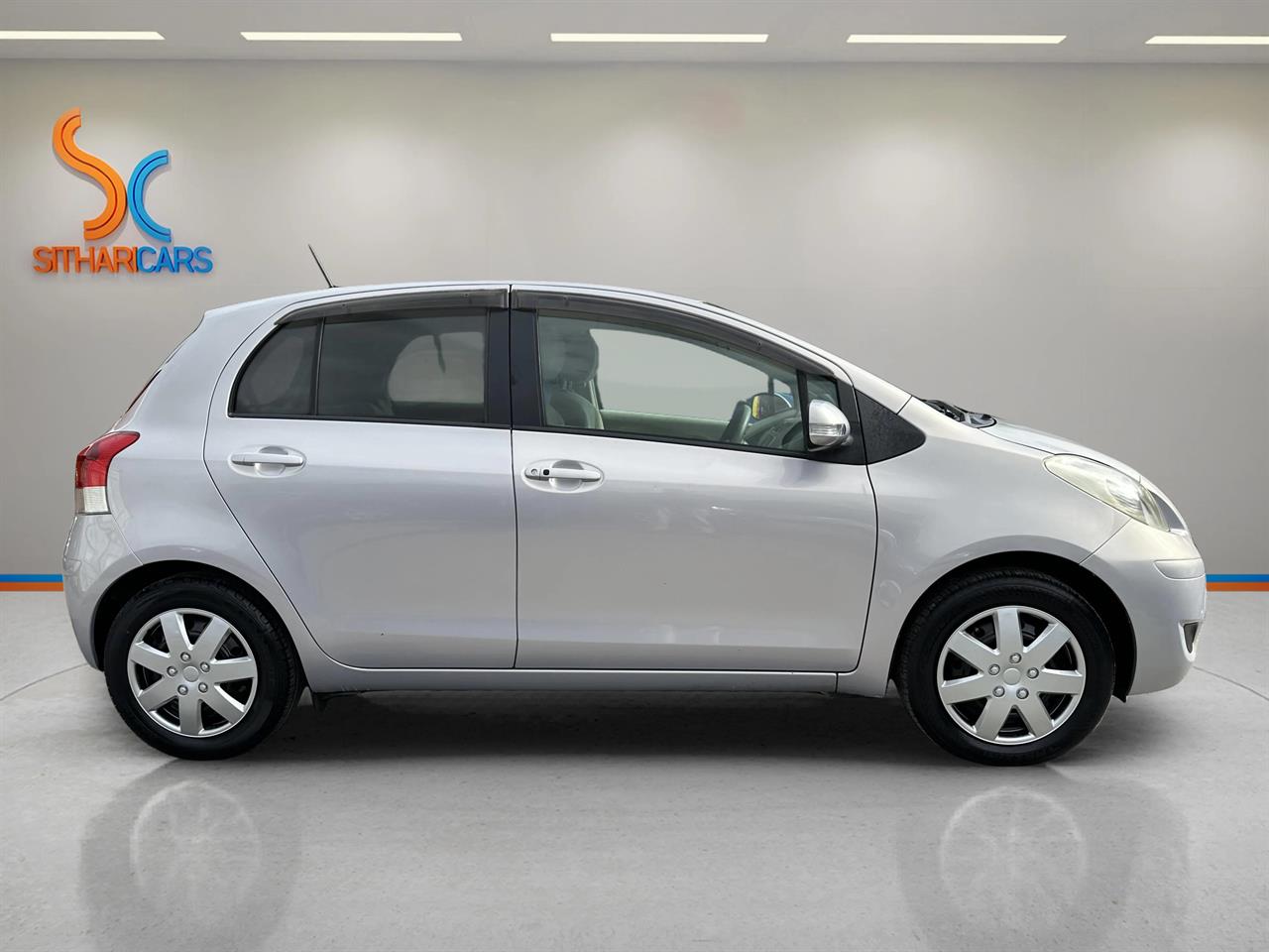 2010 Toyota Vitz