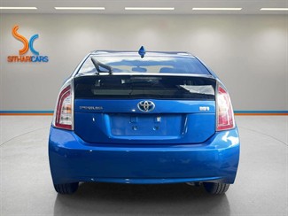 2014 Toyota Prius - Thumbnail