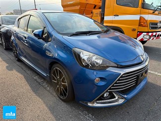 2015 Toyota AQUA - Thumbnail