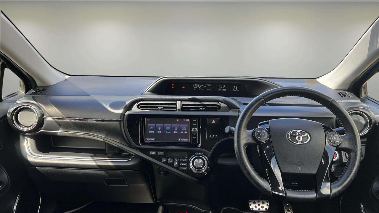 2015 Toyota AQUA