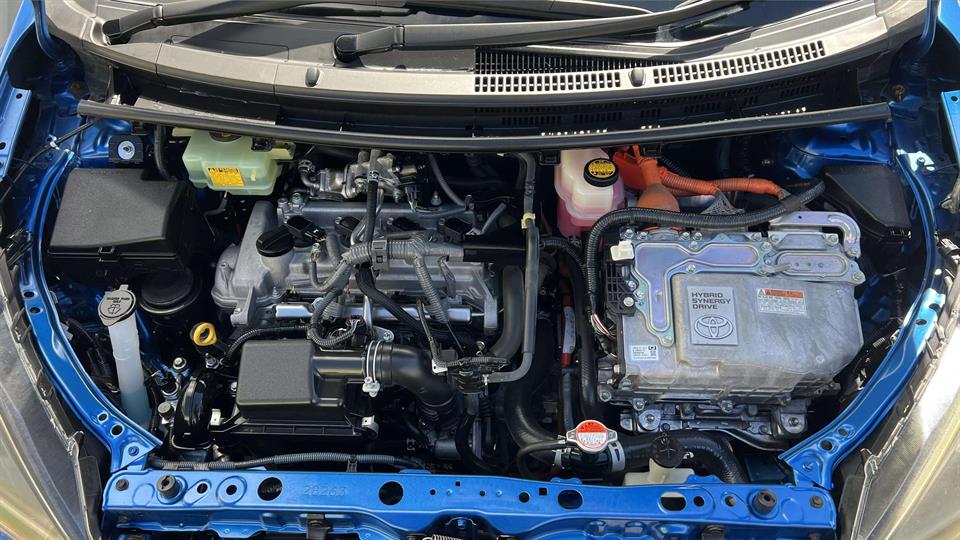 2015 Toyota AQUA