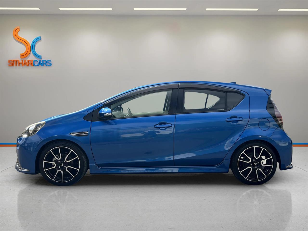 2015 Toyota AQUA