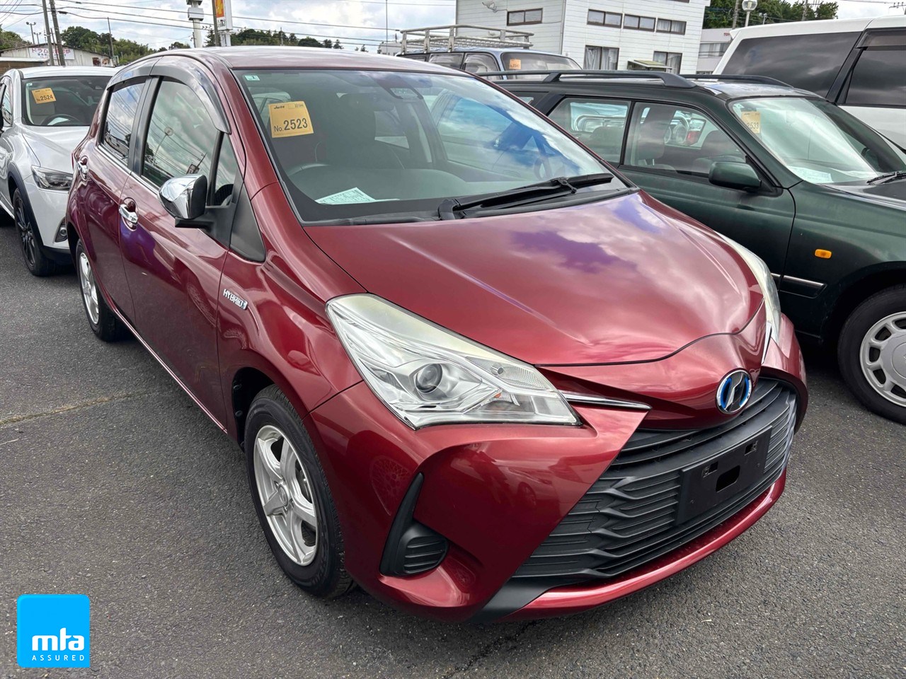 2017 Toyota Vitz
