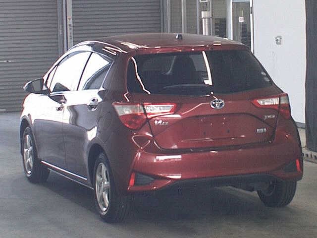 2017 Toyota Vitz