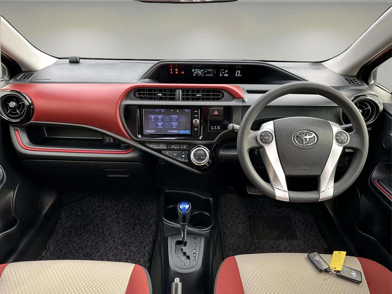 2016 Toyota AQUA