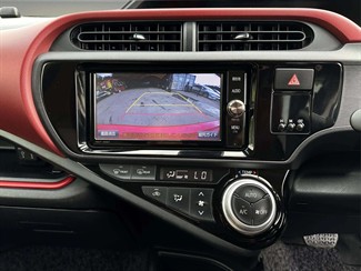 2016 Toyota AQUA - Thumbnail