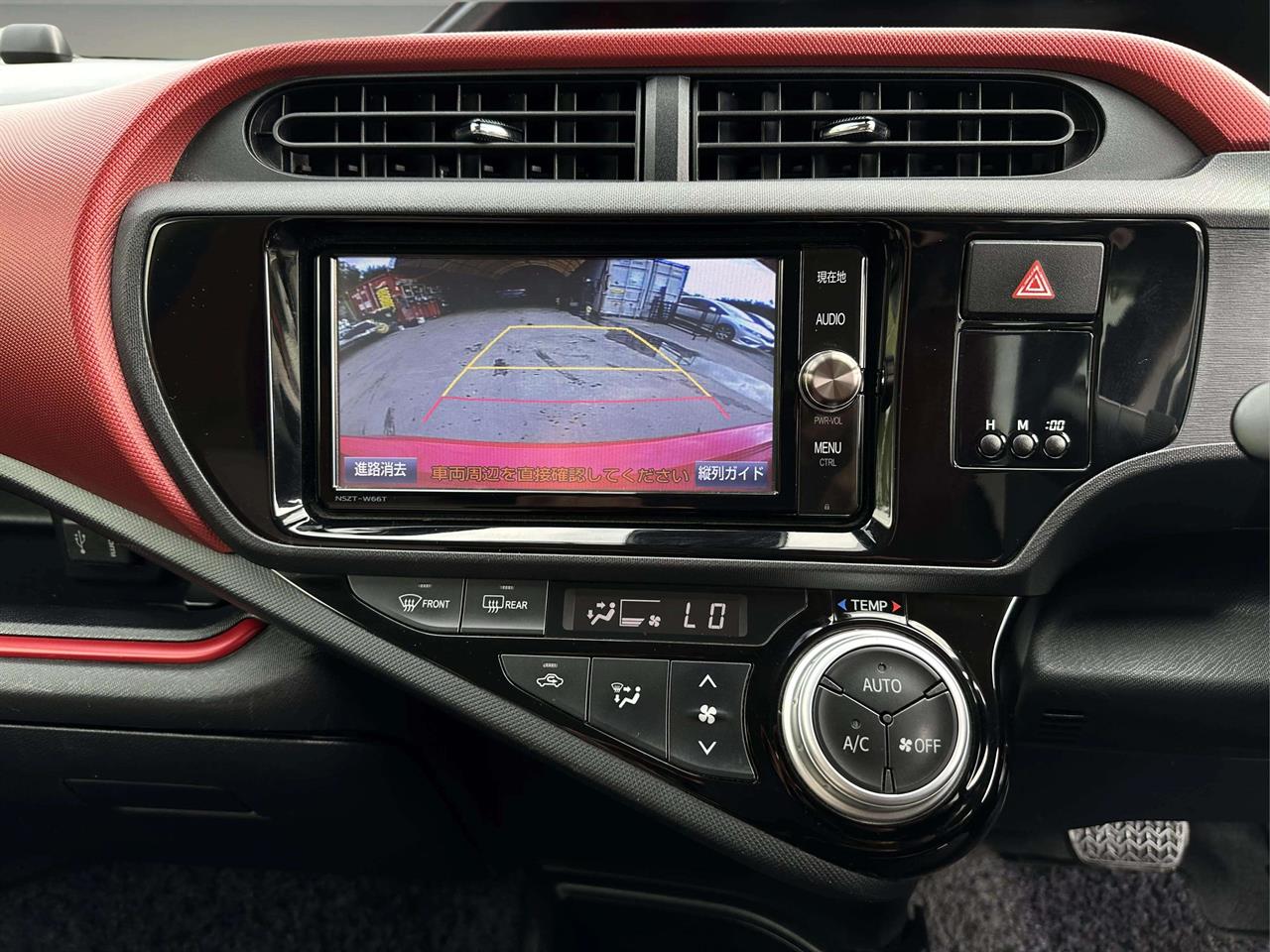 2016 Toyota AQUA