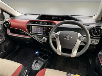 2016 Toyota AQUA - Thumbnail
