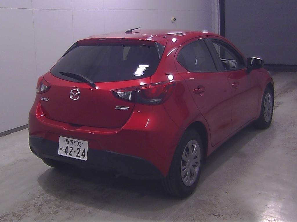 2016 Mazda Demio