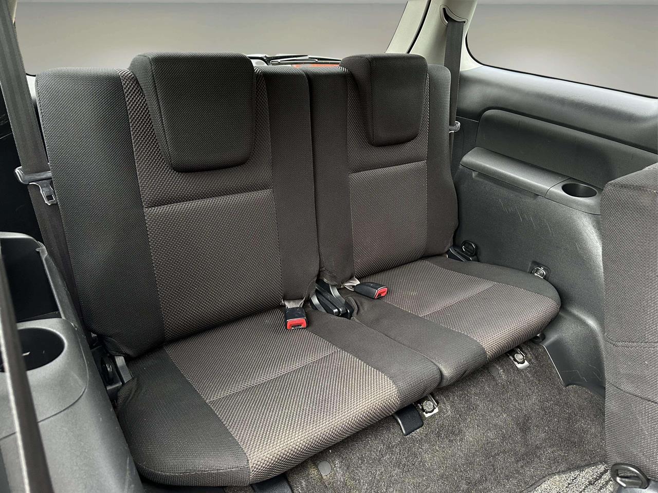 2006 Toyota WISH