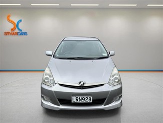 2006 Toyota WISH - Thumbnail