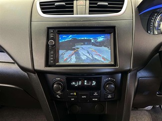 2015 Suzuki SWIFT - Thumbnail