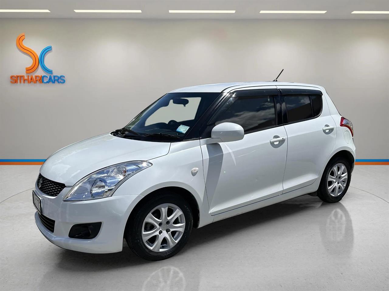 2015 Suzuki SWIFT