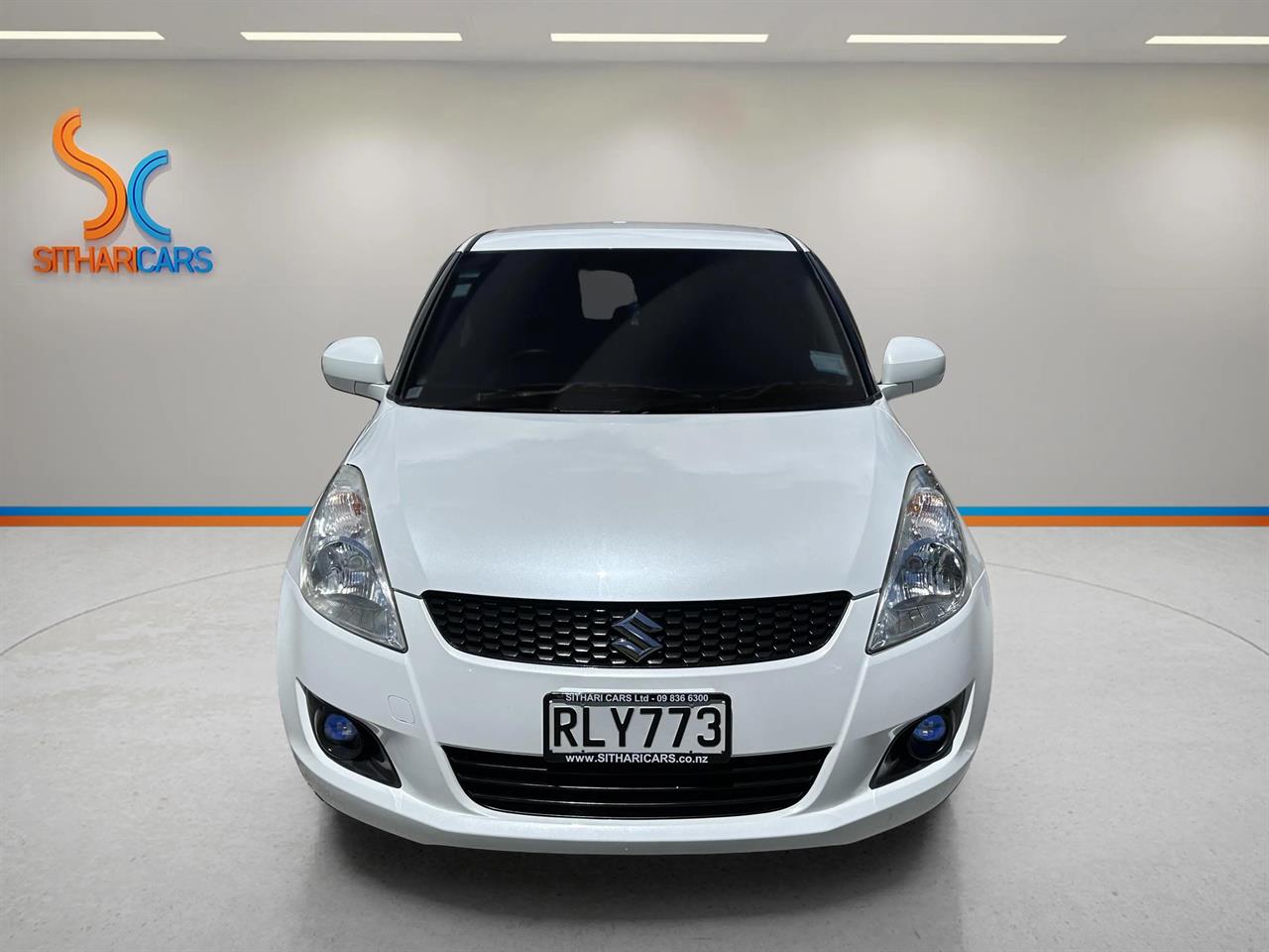 2015 Suzuki SWIFT