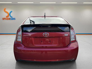 2015 Toyota Prius - Thumbnail