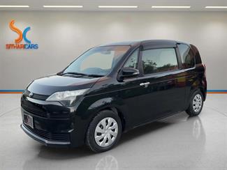 2014 Toyota SPADE - Thumbnail