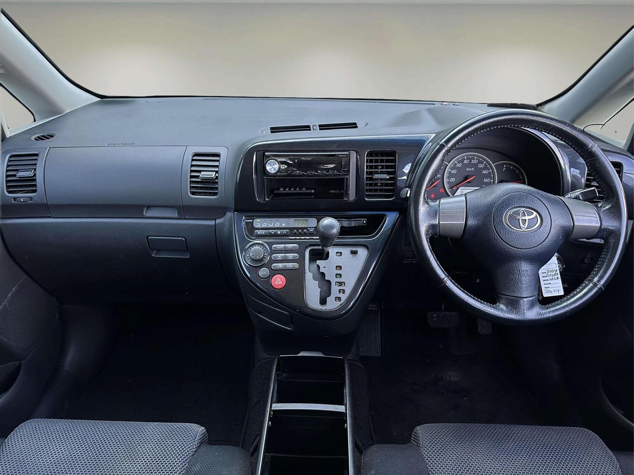 2004 Toyota WISH