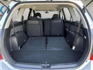 2004 Toyota WISH - Thumbnail