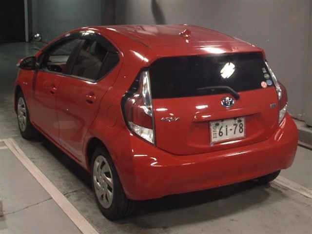 2015 Toyota AQUA