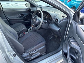 2021 Toyota Yaris - Thumbnail
