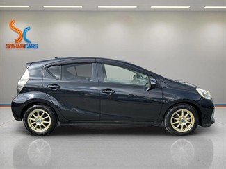 2012 Toyota AQUA - Thumbnail