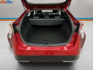 2017 Toyota Prius - Thumbnail