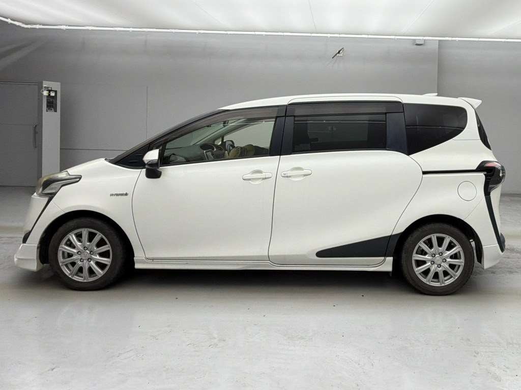 2016 Toyota Sienta