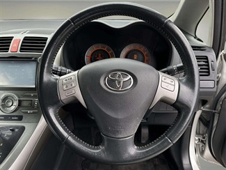 2007 Toyota AURIS - Thumbnail