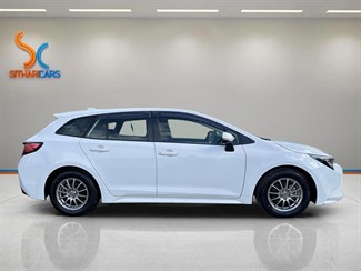 2021 Toyota Corolla - Thumbnail