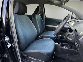2006 Toyota Vitz - Thumbnail