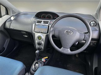 2006 Toyota Vitz - Thumbnail
