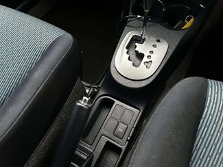 2011 Toyota Vitz - Thumbnail