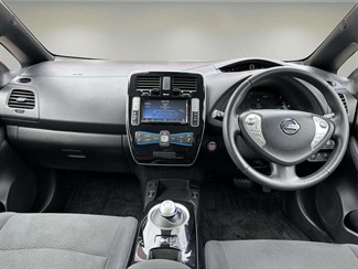 2017 Nissan Leaf - Thumbnail