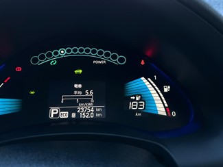 2017 Nissan Leaf - Thumbnail