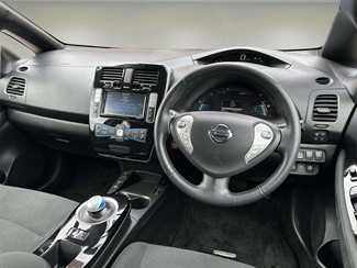 2017 Nissan Leaf - Thumbnail