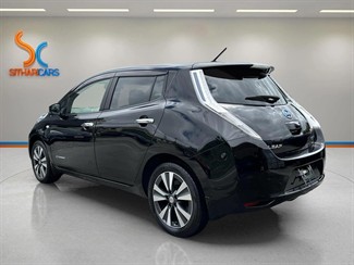 2017 Nissan Leaf - Thumbnail
