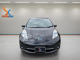 2017 Nissan Leaf - Thumbnail