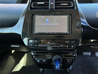 2021 Toyota Prius - Thumbnail