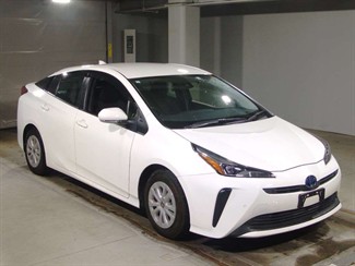 2021 Toyota Prius - Thumbnail