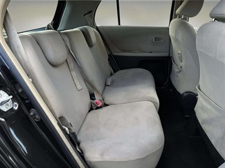 2006 Toyota Vitz - Thumbnail