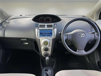 2006 Toyota Vitz - Thumbnail
