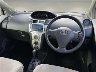2006 Toyota Vitz - Thumbnail